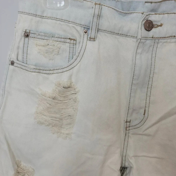 Urban Outfitters BDG Dropped Rise Shorts Jean Distressed  Size 27 NWT - Picture 3 of 8